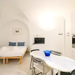 Roma Centro 10 Min - Confortevole Apt - Metro 5 Min