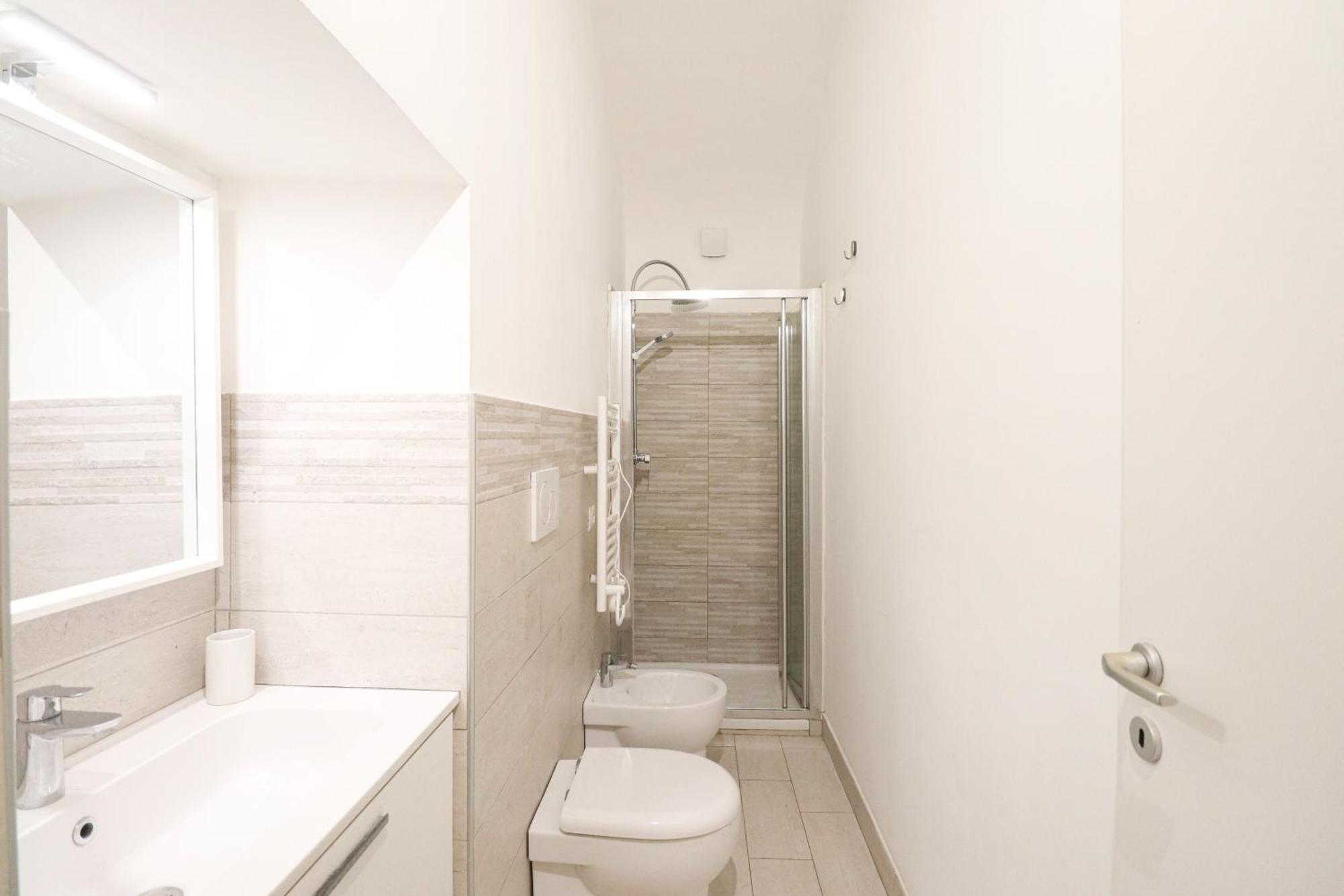 Apartment Centro 10 Min - Confortevole - Metro 5 Min Rom