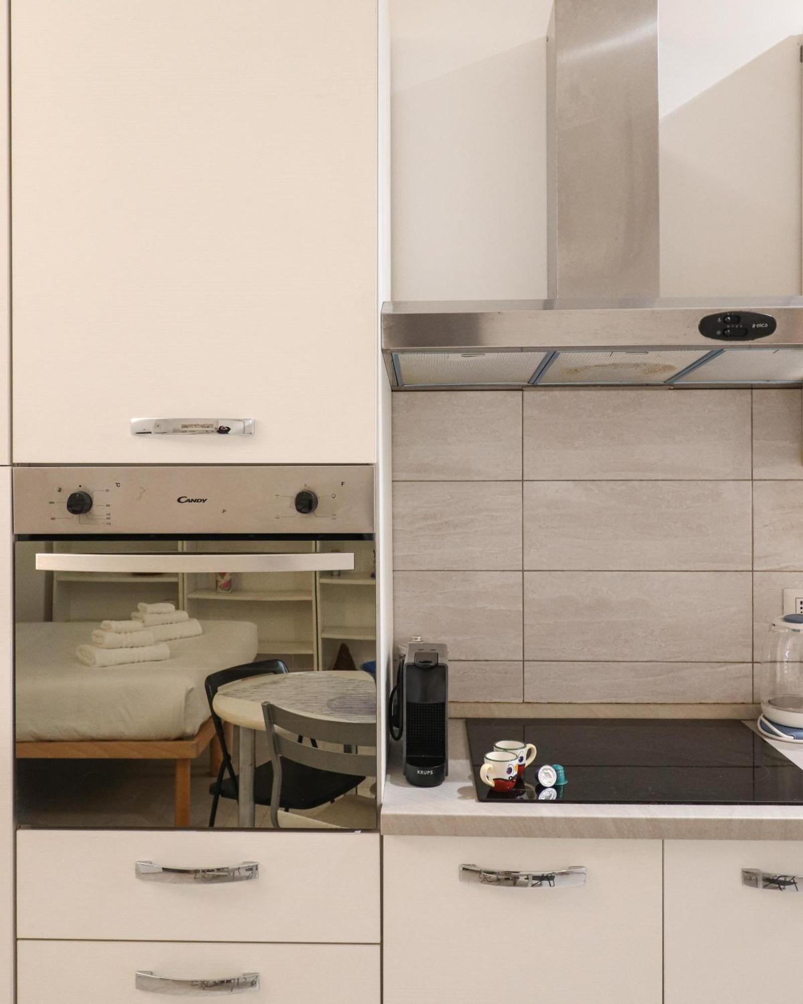Apartment Centro 10 Min - Confortevole - Metro 5 Min Rom
