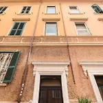 Cosy Central Apt - Rome Centre 10 Min, Metro 5Min, Ac & Wifi